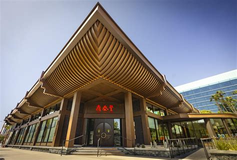 ‘What we needed’: Din Tai Fung soft opens at Downtown Disney District.